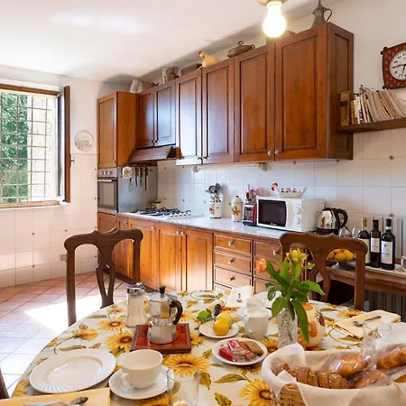 Villa Storica Di Famiglia Sui Colli Senesi Siena