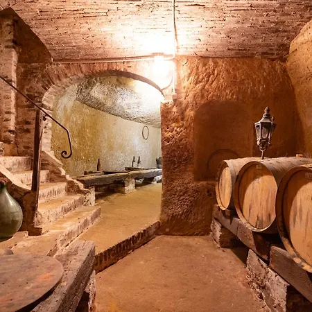 Villa Storica Di Famiglia Sui Colli Senesi
